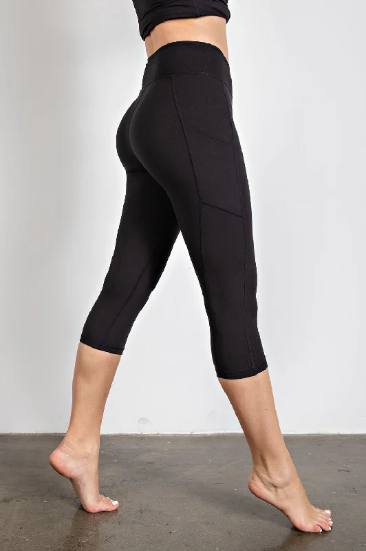 Capri Yoga Leggings with Pocket | RAE MODE *30A JANUARY PREORDER))