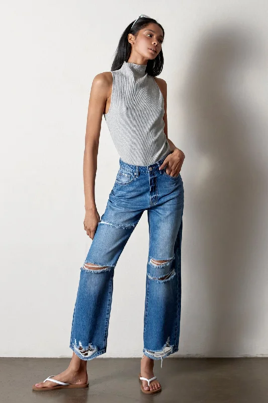 Destructed Straight Fit Jeans